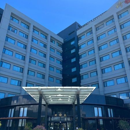 綺麗商旅園區館 Hotel Taitung Екстериор снимка