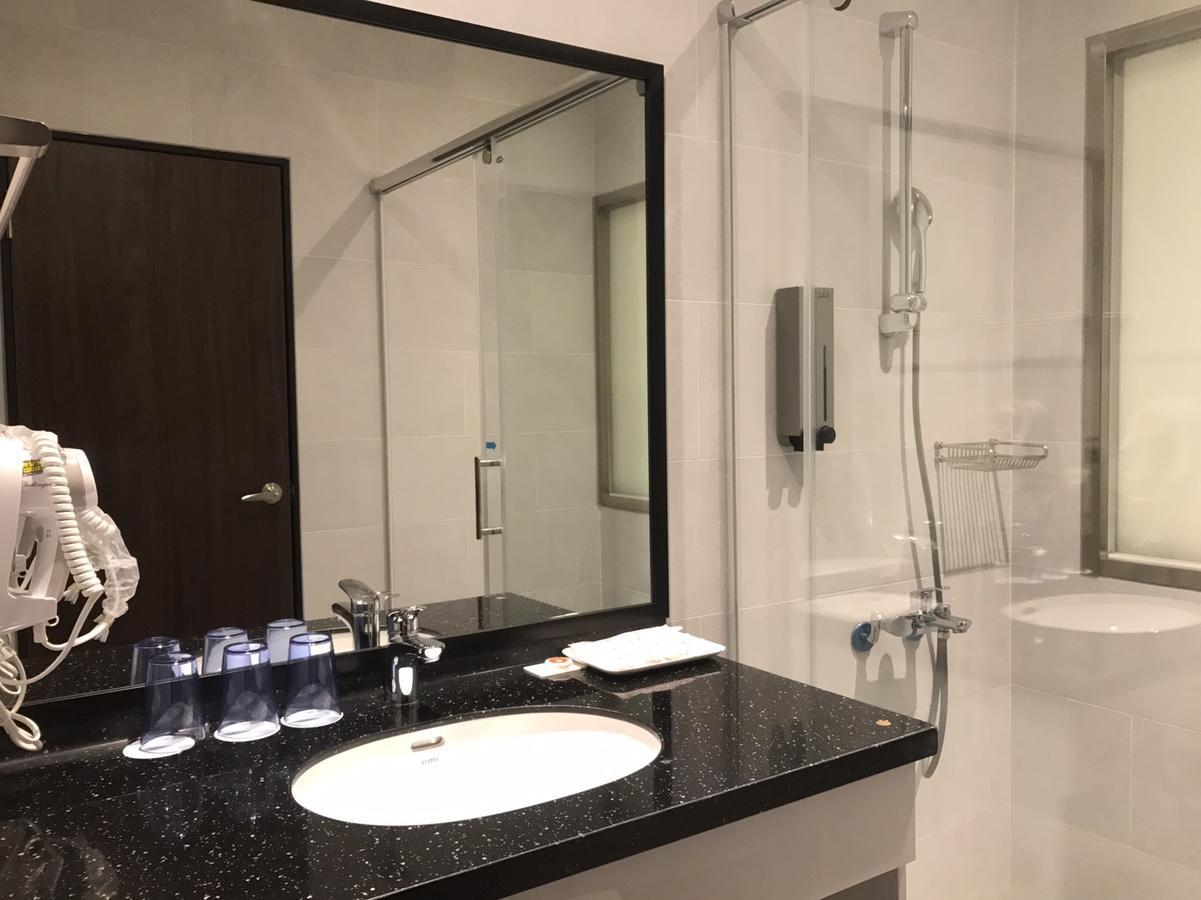 綺麗商旅園區館 Hotel Taitung Екстериор снимка